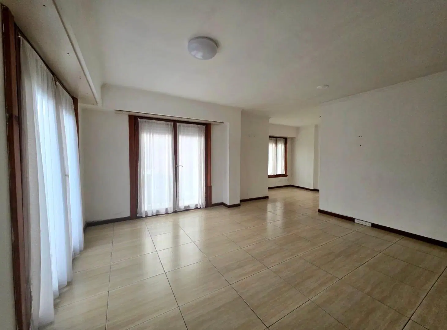 Venta de PH 3 ambientes con balcon saliente Barrio Sarmiento 3