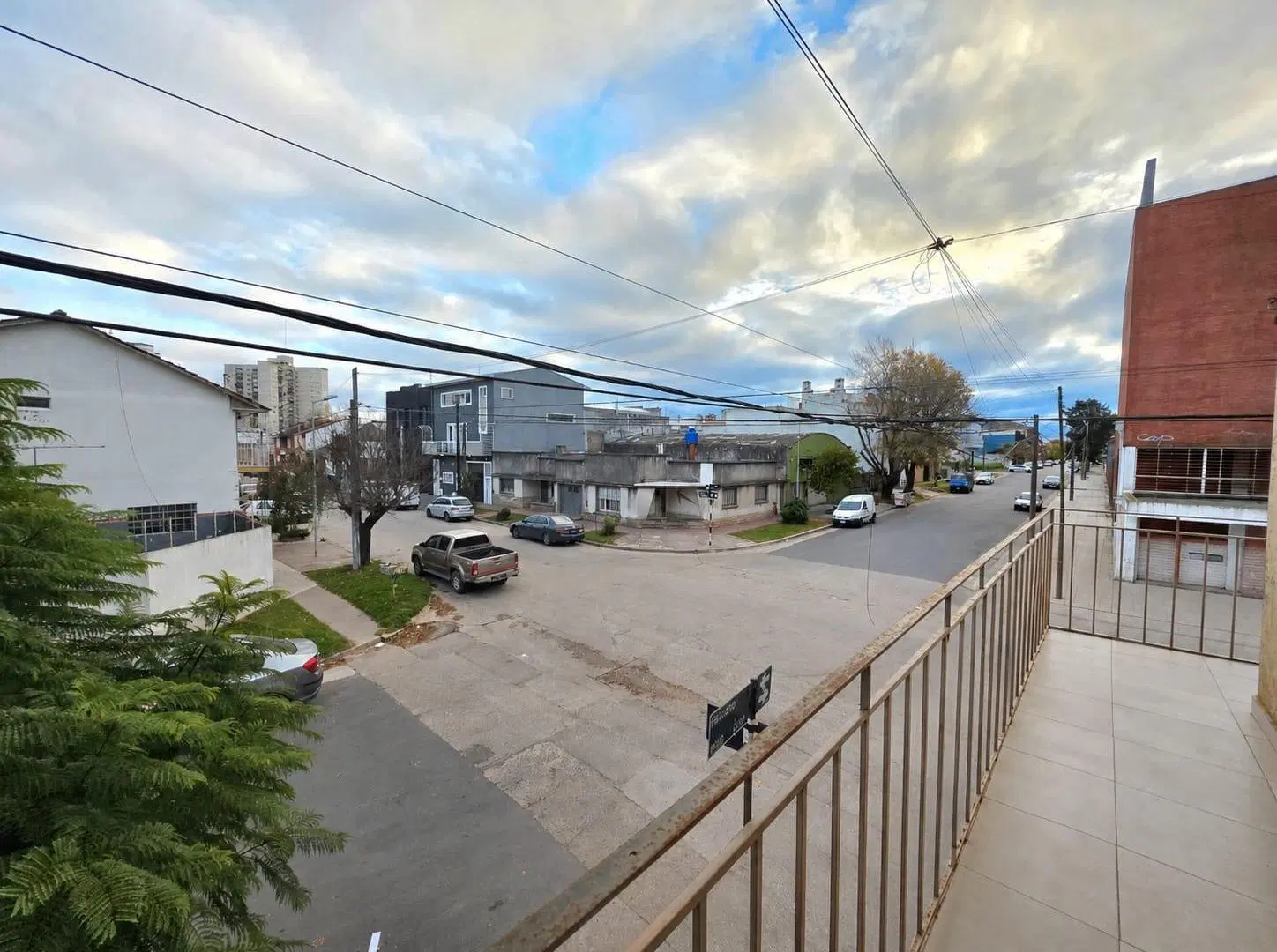 Venta de PH 3 ambientes con balcon saliente Barrio Sarmiento 2