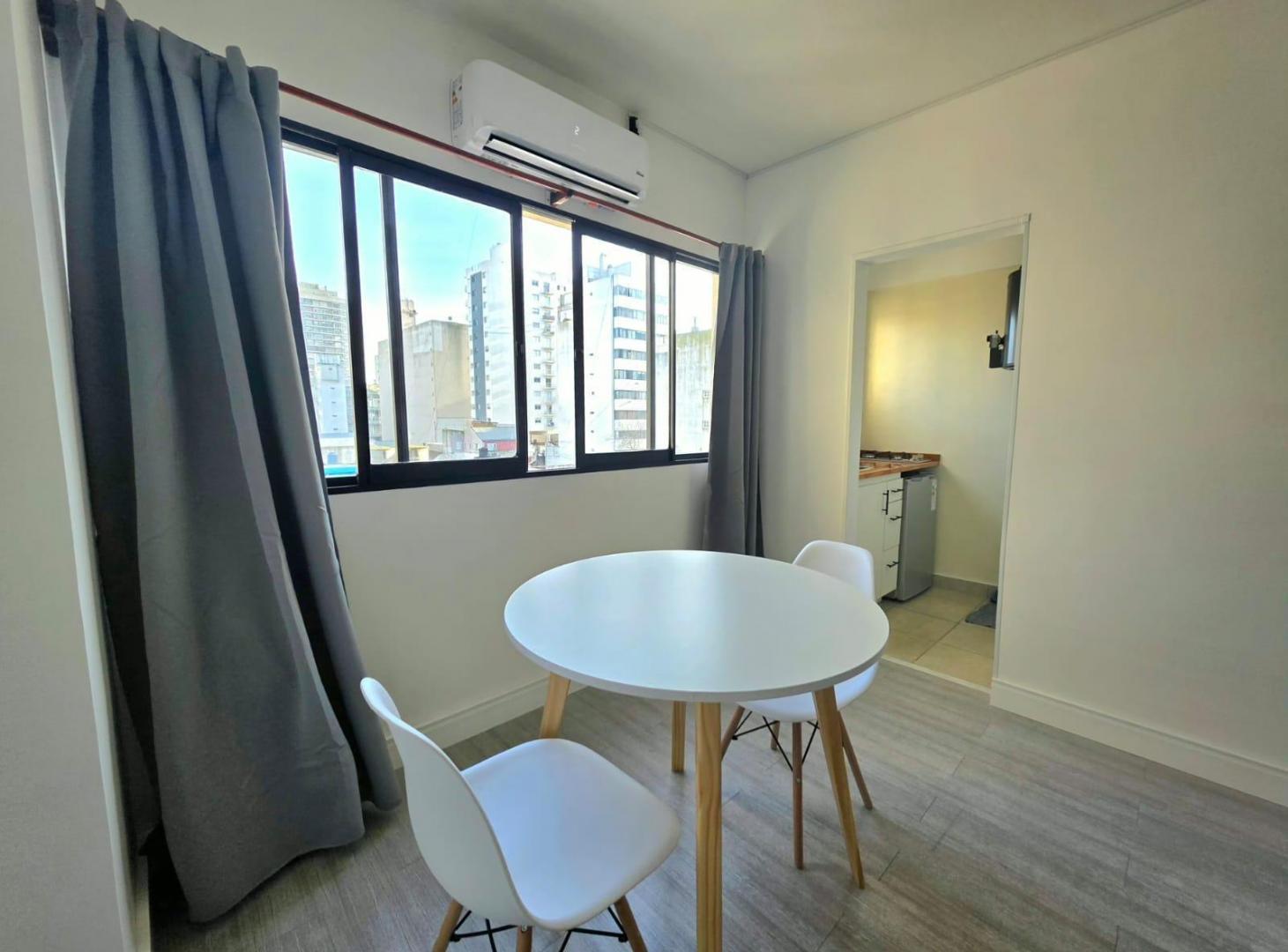 Foto de Venta Monoambiente Centro Mar del Plata Reciclado, imagen 2
