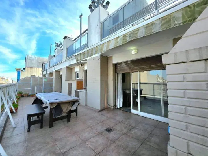 Alquiler 24 meses Departamento 2 Amb 76 m² con Balcón Terraza de 32 m² Centro 2