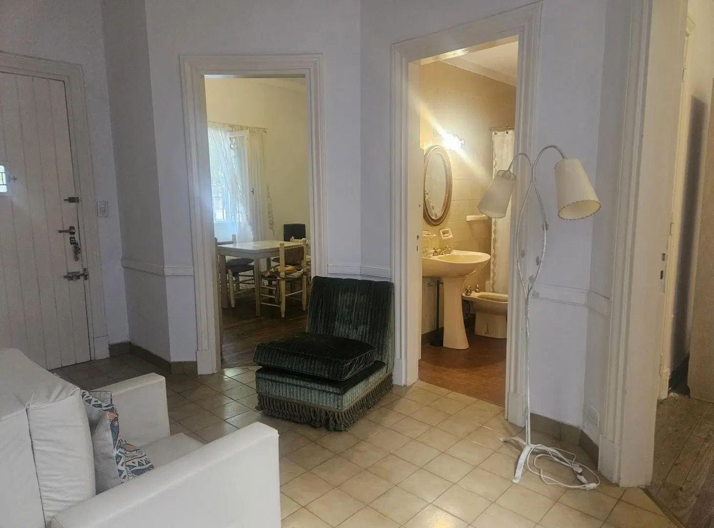 Venta Casa 3 ambientes Barrio La Perla 2