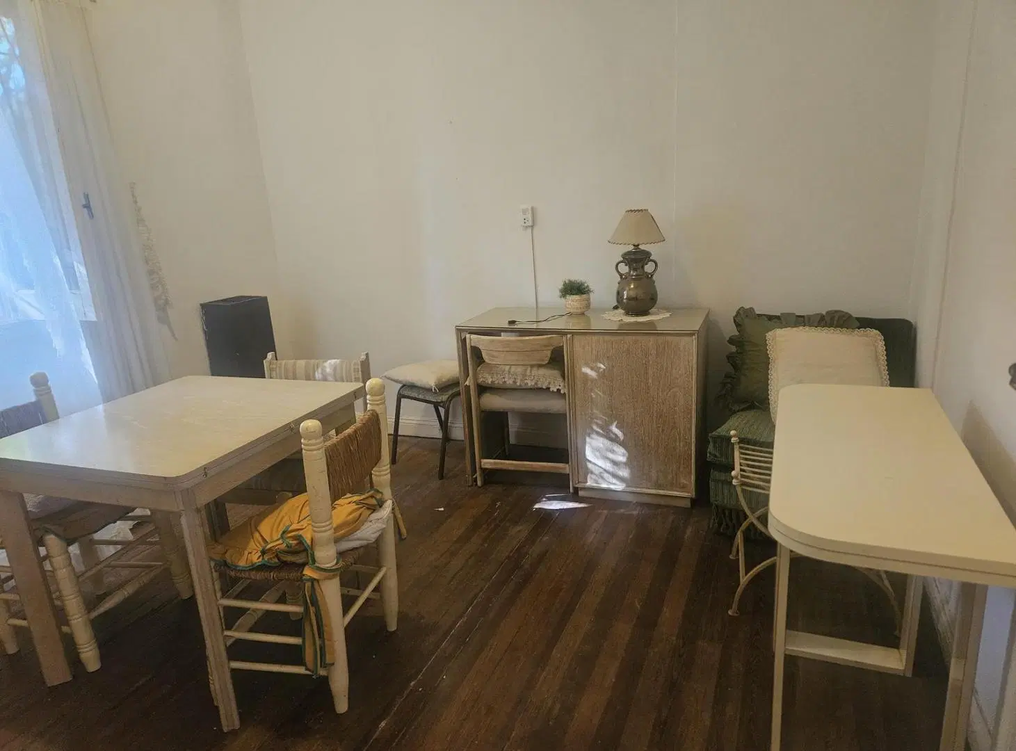 Venta Casa 3 ambientes Barrio La Perla 5