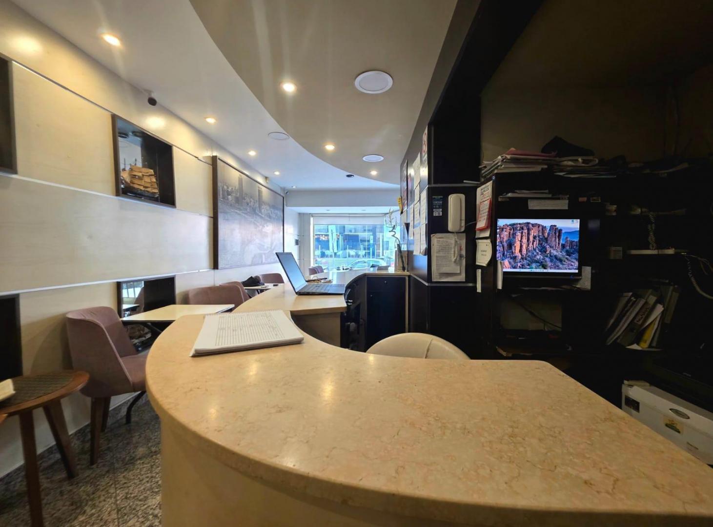 Foto de Venta Hotel Barrio La Perla, imagen 1