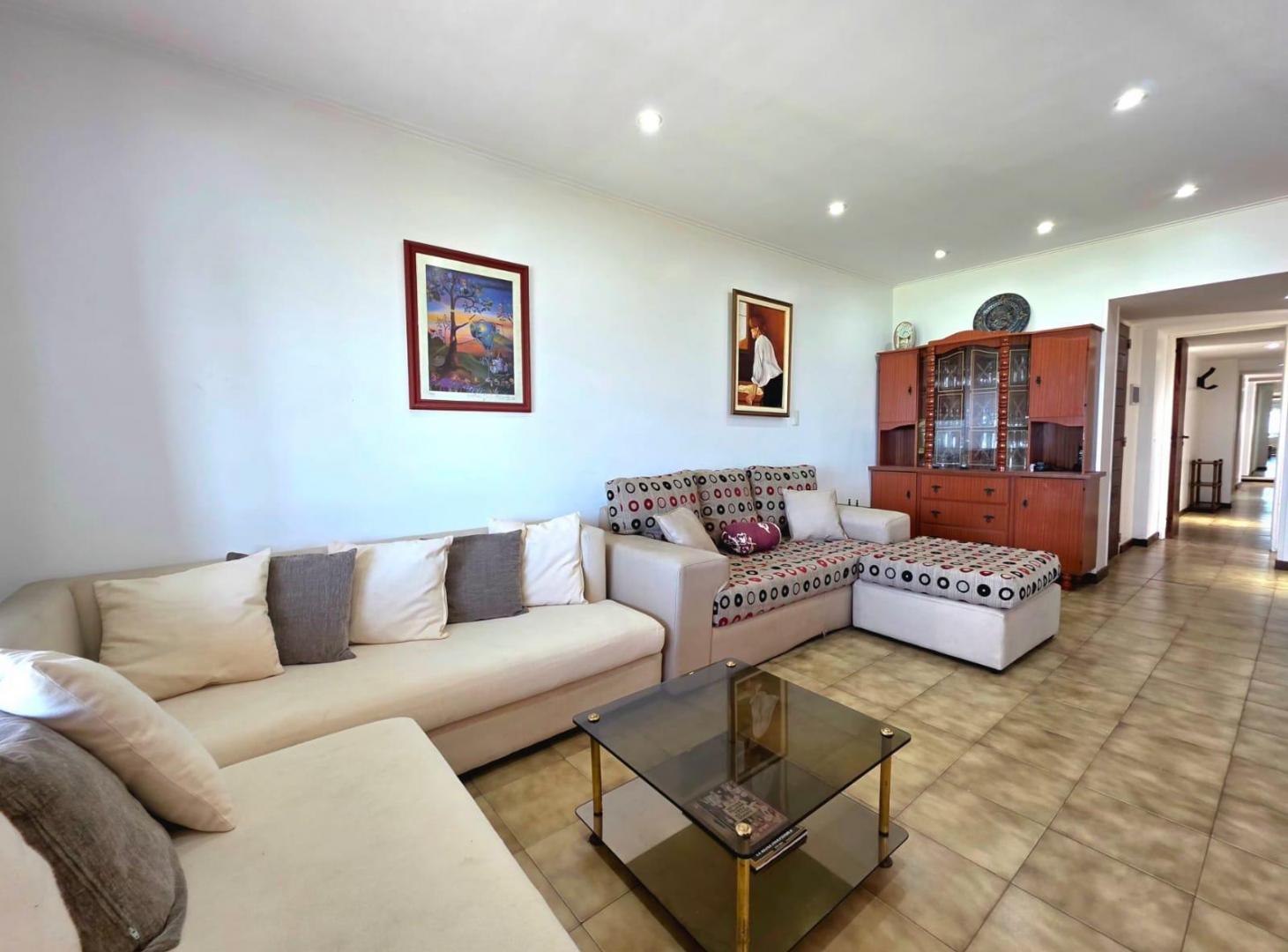 Foto de Venta Departamento 5 Ambientes Punta Mogotes Vista al Mar, imagen 2