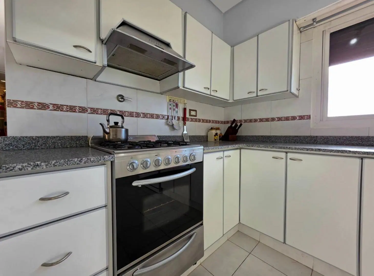 Venta Departamento 5 Ambientes Punta Mogotes Vista al Mar 3