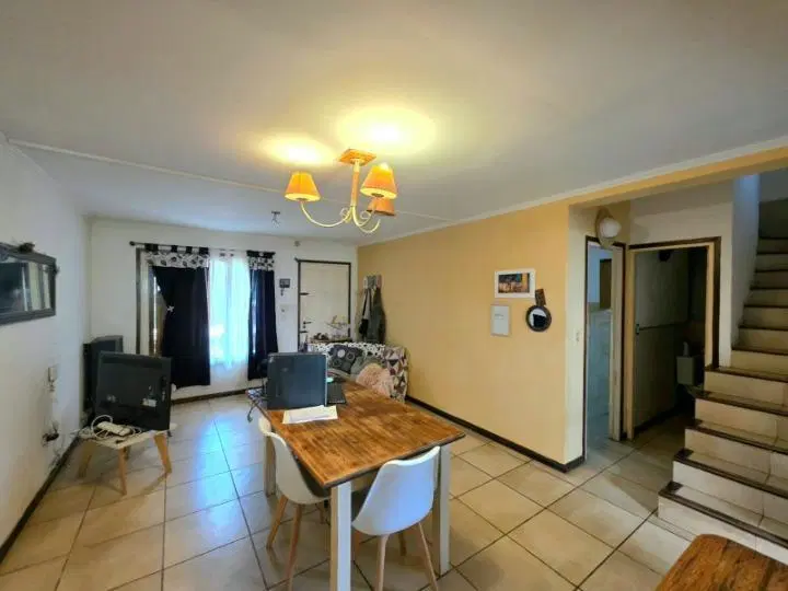 Alquiler Casa 24 meses 4 ambientes, Barrio Caisamar 2