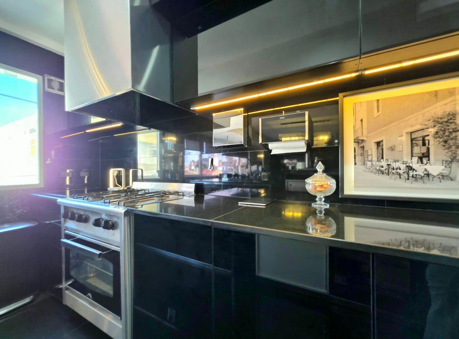 Foto de Venta Galpón con Local y Departamento, San José, Mar del Plata, imagen 2