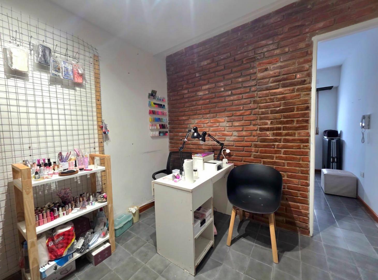 Foto de Venta 2 Oficinas Apto Profesional — Zona Centro, imagen 1