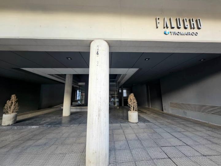Foto de Venta departamento 3 Ambientes con Balcón al Frente y Cochera Fija, imagen 2