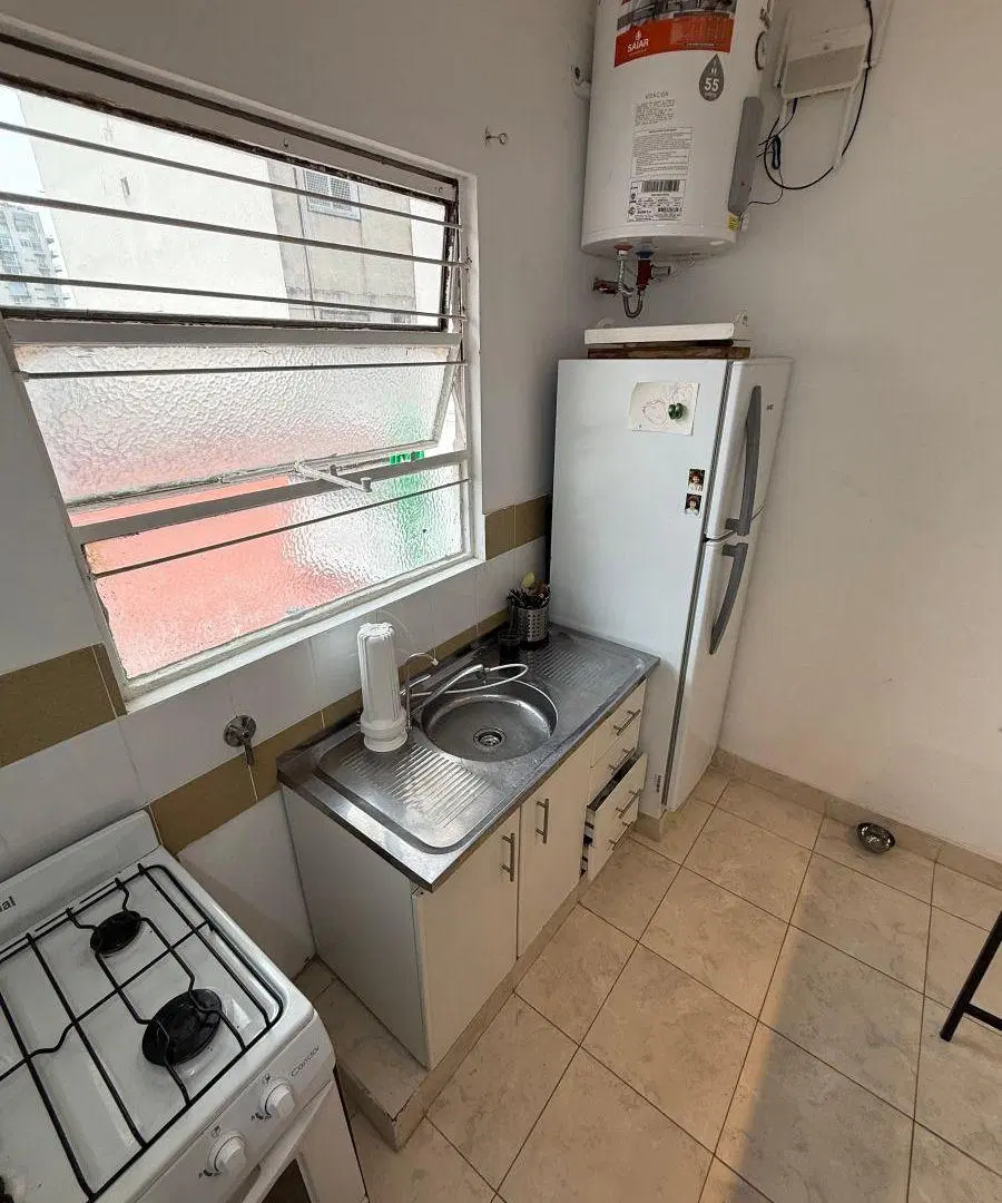 Departamento 2 ambientes único en Olivos, a metros de Av. del Libertador y del río! 2