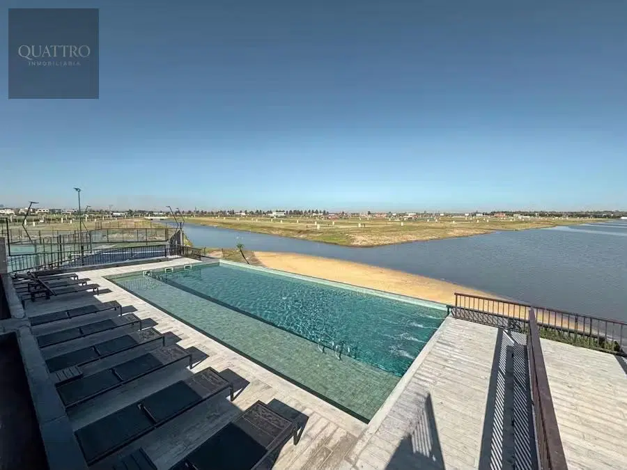 Terreno en Funes Lakes 4