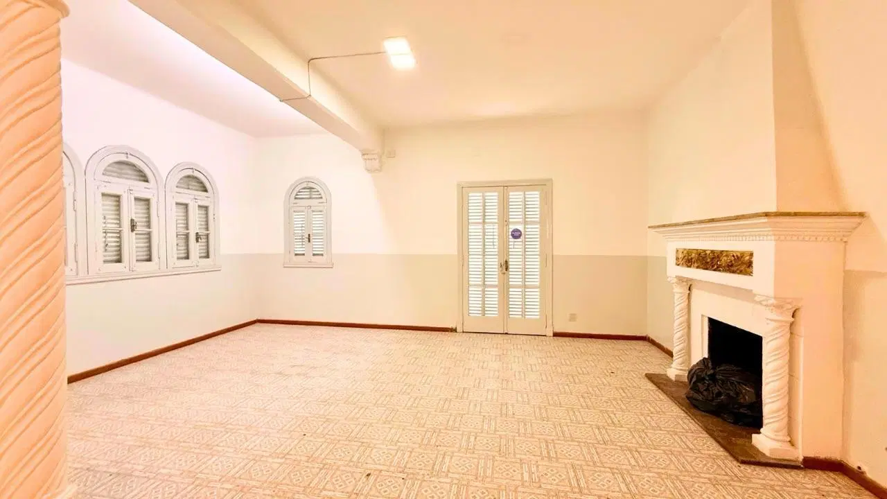 Casa 6 dormitorios 5 baños Terraza patio cochera Av. Rafael Nuñez. 5