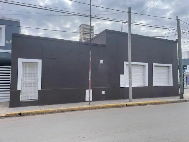 Local Comercial - Saavedra y 25 de Mayo - Villa Allende Centro. 2