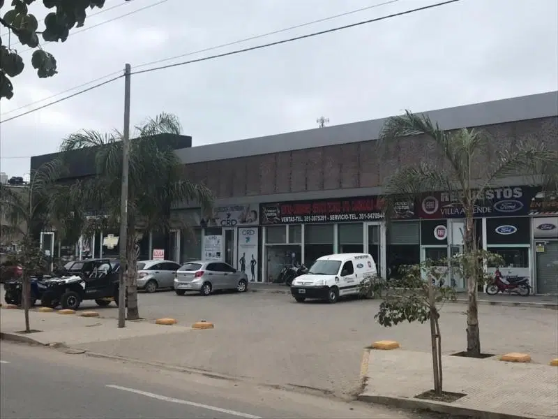 Local de 100m2 en Av. Donato Alvarez 9905, Arguello Norte. 1