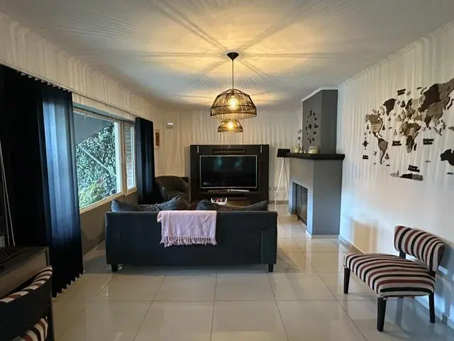 Casa en venta 4 dormitorios - Manzana 48 - San Isidro - Villa Allende 2