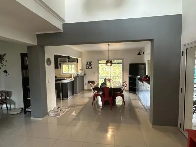Casa en venta 4 dormitorios - Manzana 48 - San Isidro - Villa Allende 5