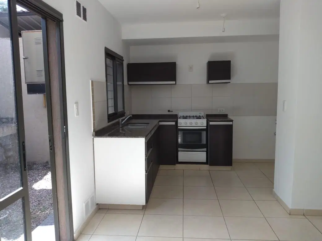 Alquiler duplex 2 dormitorios - Av. Argentina 1543 - Villa Allende. 5