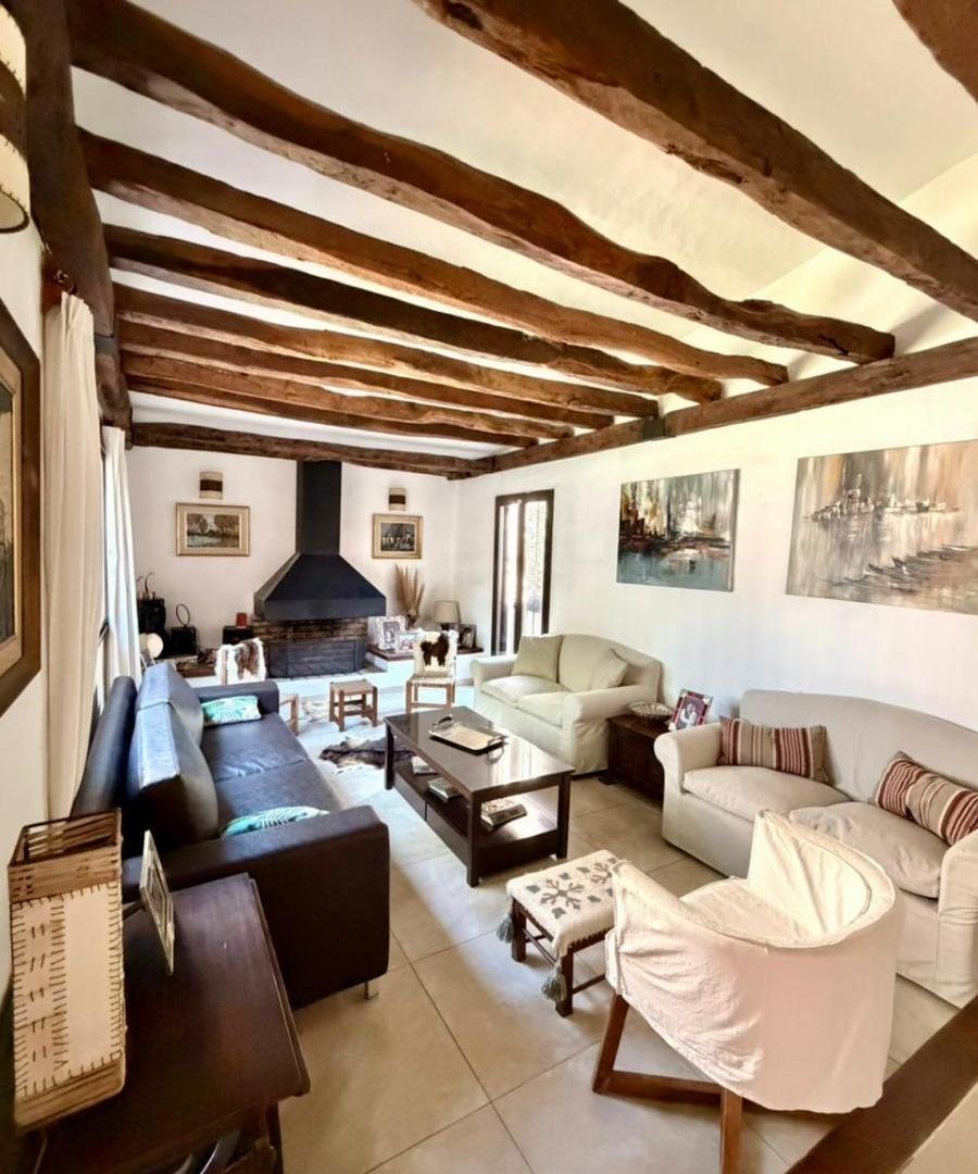 Foto de Casa de 4 dormitorios en Florencia Nightingale 4547 valle del Cerro, imagen 4