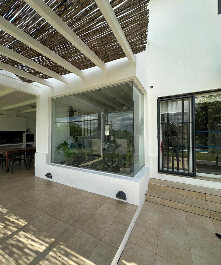Foto de Veta / Alquiler - Casa 4 dormitorios - Villa Allende Golf - Altos del, imagen 1