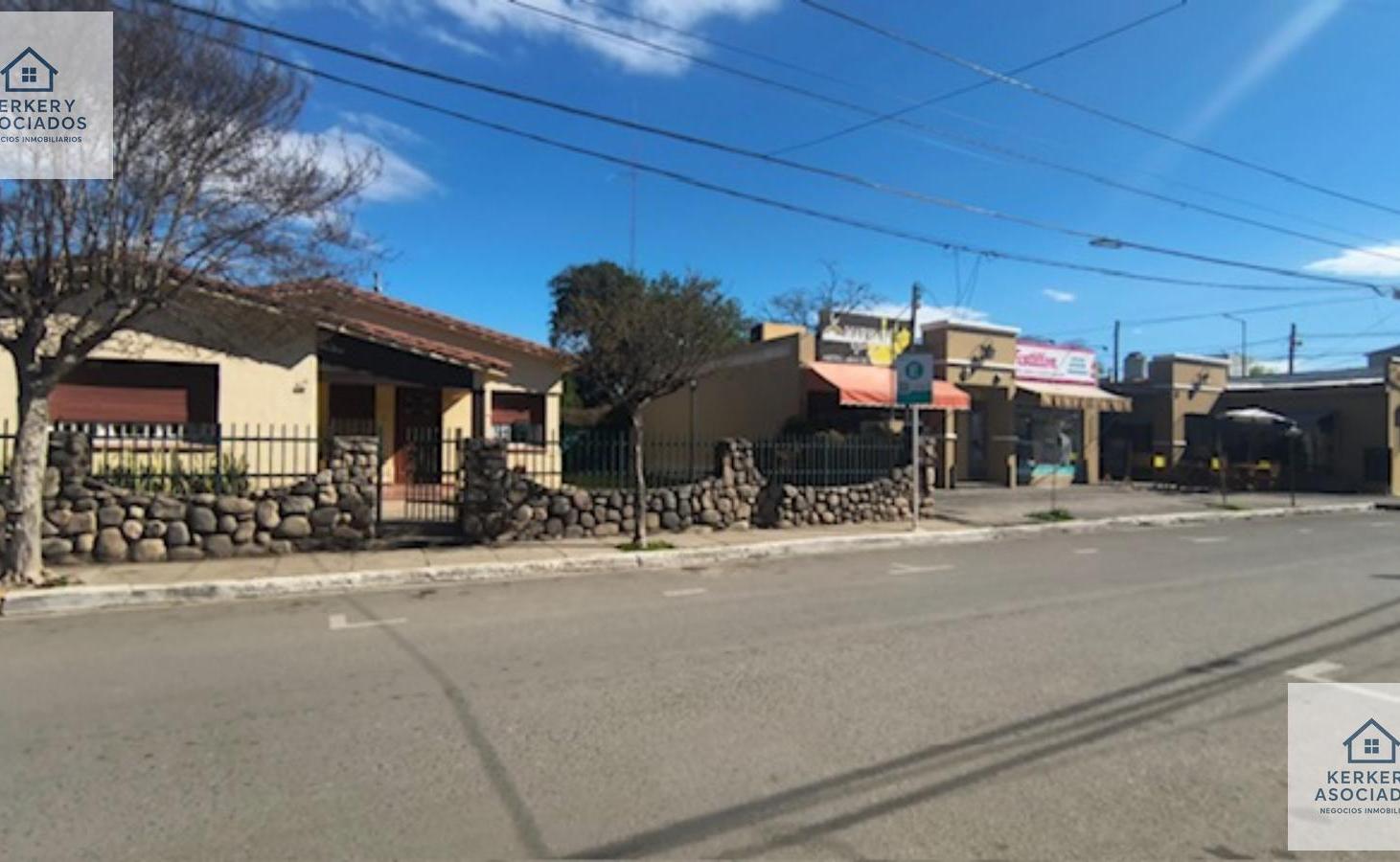Foto de Casa en centro de la villa con posibilidad de complejo comercial, imagen 3