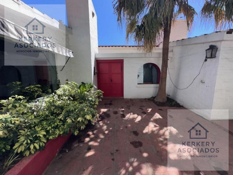 Foto de Casa en venta 4 dormitorios - Paraguay al 100 - Villa Allende Golf., imagen 2
