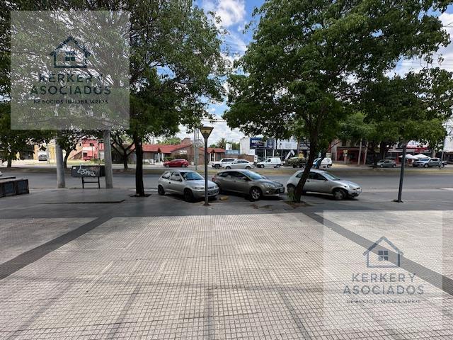 Foto de Alquiler Local Comercial Av. Goycoechea al 1500 Villa Allende., imagen 4