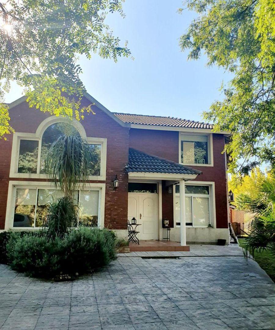 CASA EN VENTA EL NACIONAL C.C , GRAL RODRIGUEZ