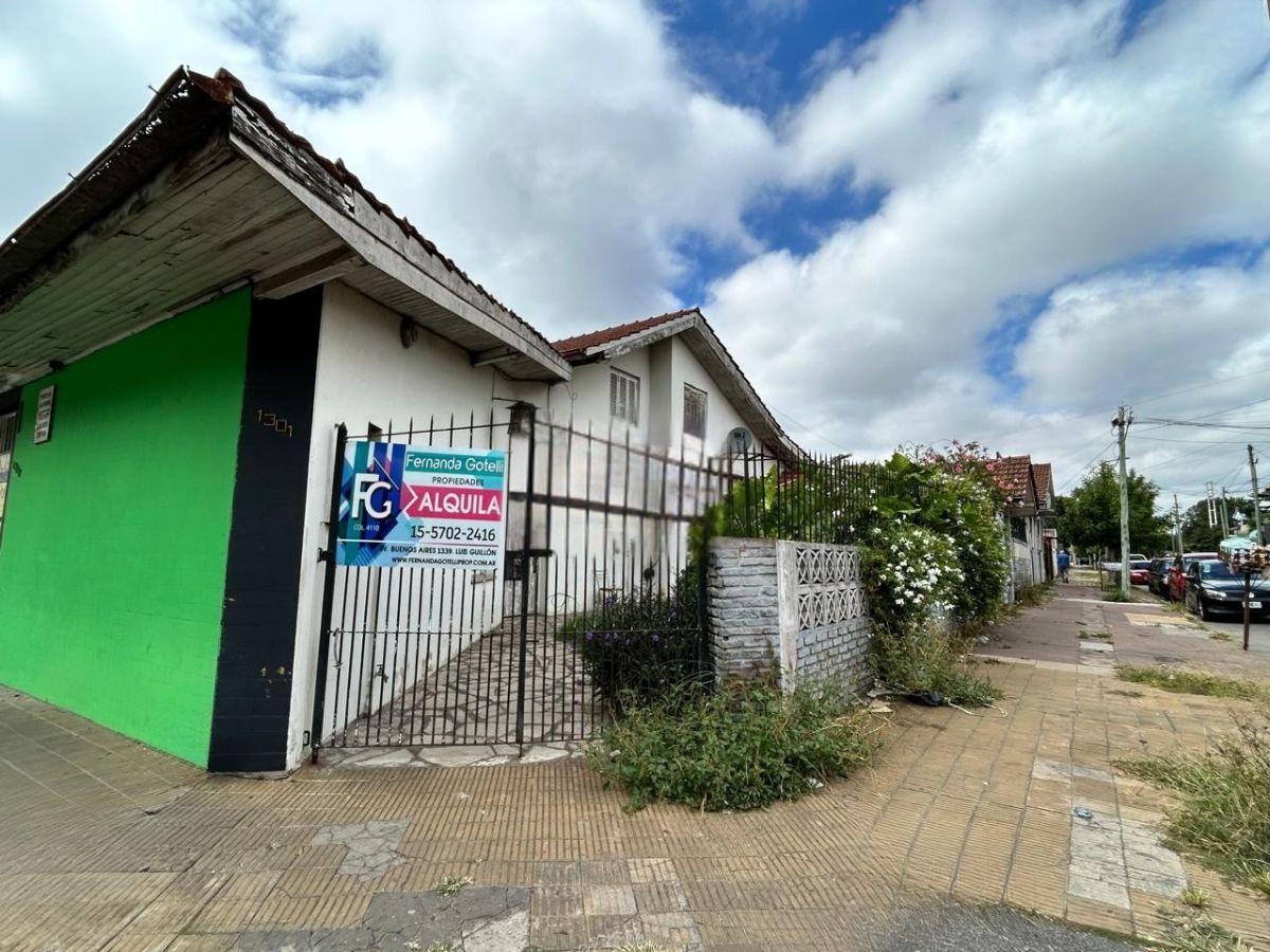 ALQUILER Luis Guillón Casa para Destino Comercial con excelente ubicación en Avenida!