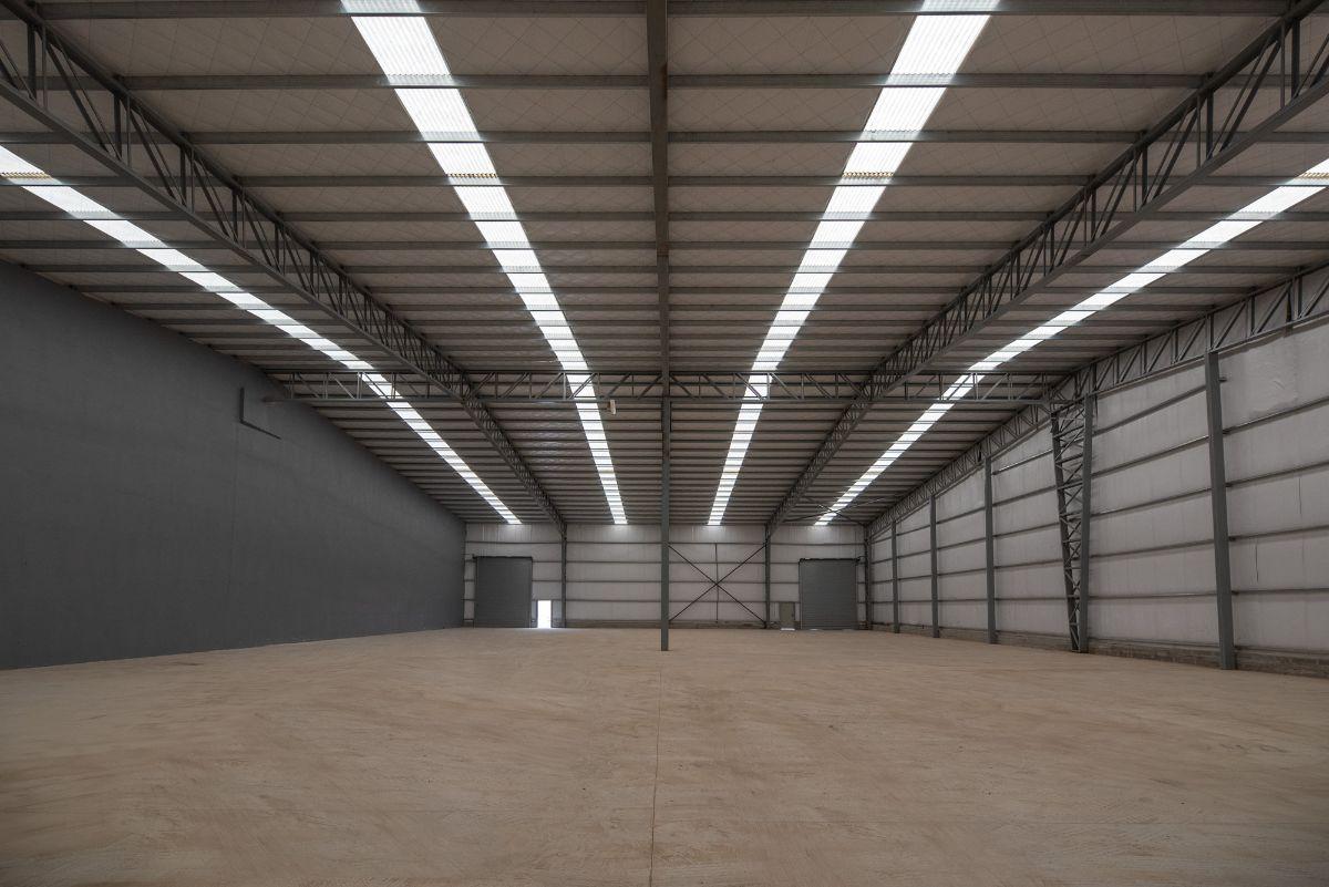 Foto de ALQUILER Canning Ezeiza - Nave Industrial 1500 m2 en Parque Industrial 2, imagen 2