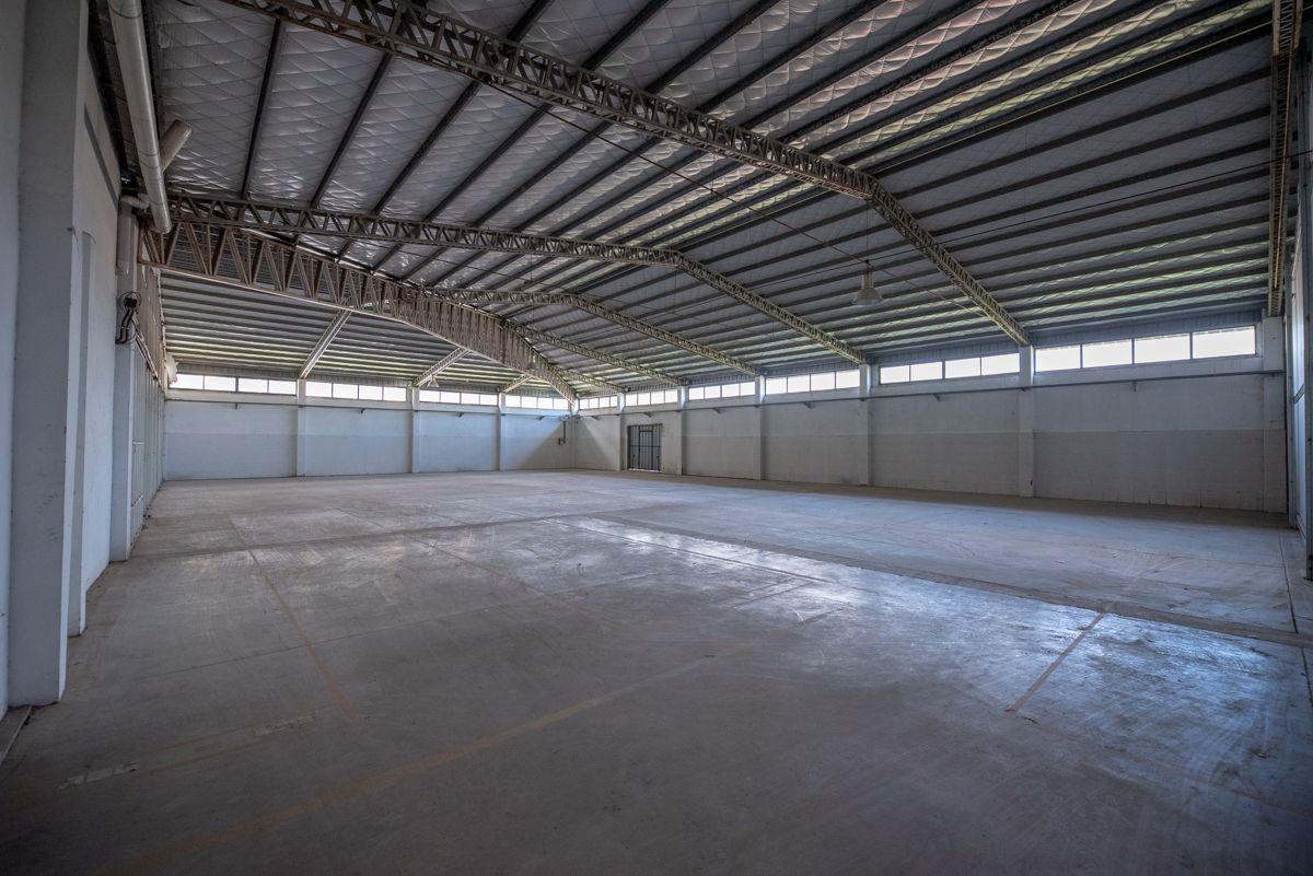ALQUILER Canning Ezeiza - Nave 1200m2 con oficina y baño en Parque Industrial 2