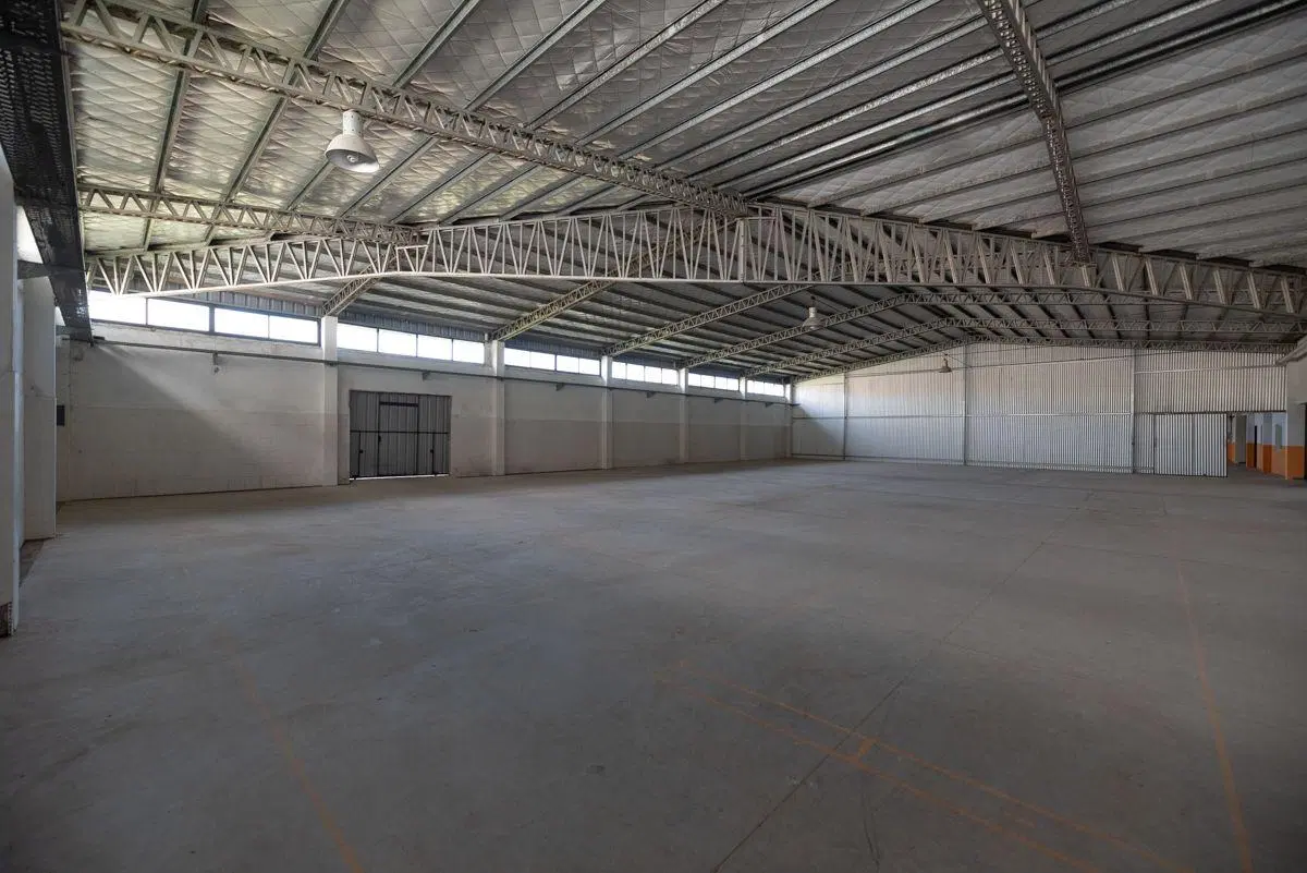 ALQUILER Canning Ezeiza - Nave 1200m2 con oficina y baño en Parque Industrial 2 5