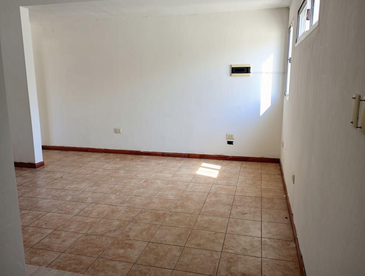 Foto de ALQUILER Monte Grande Departamento eléctrico 2 ambientes en 2° piso!, imagen 3