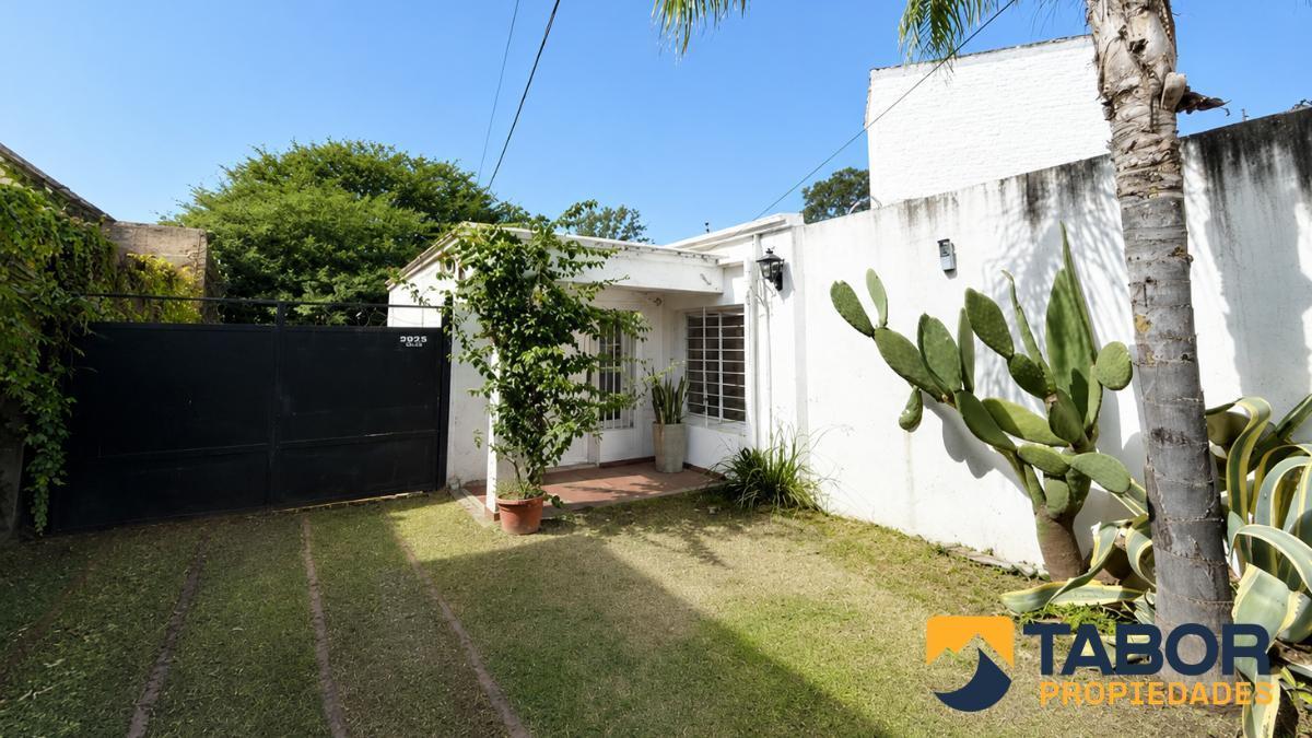 Casa toda en planta baja | 3 hab y patio | Villa Belgrano