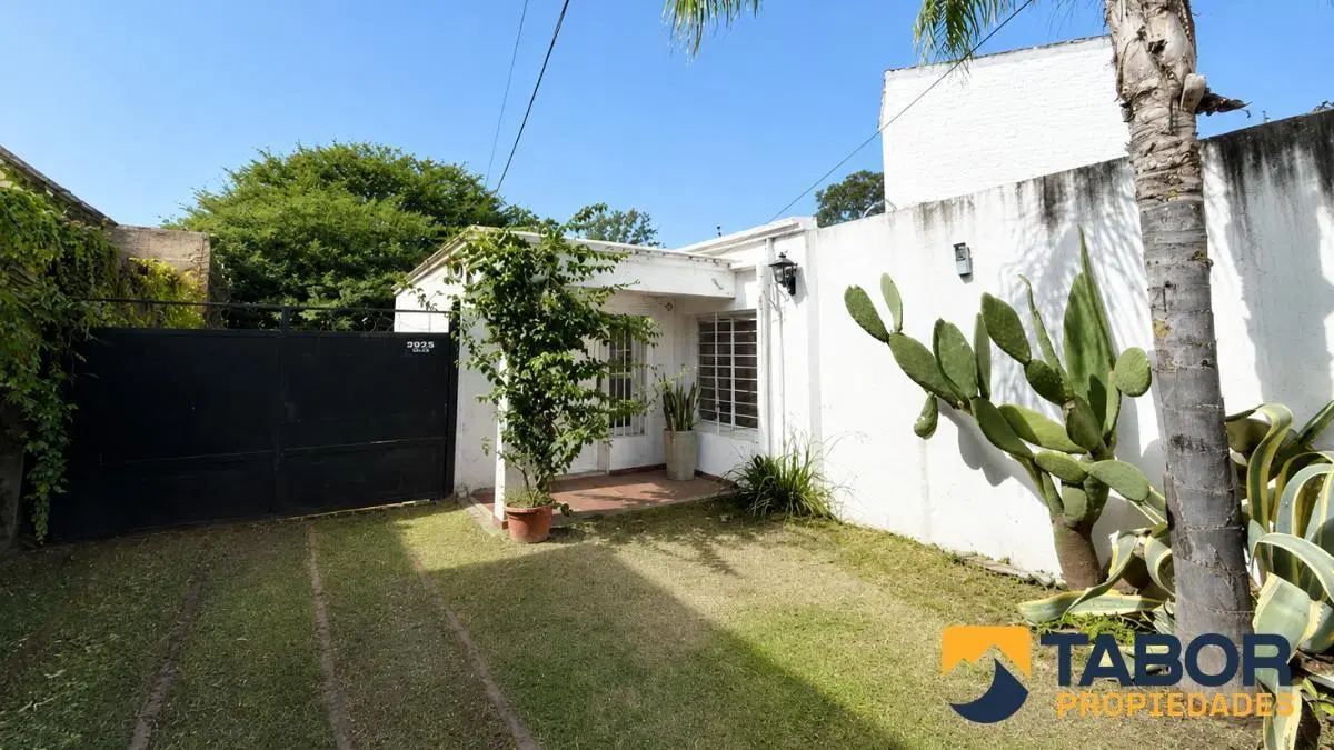 Casa toda en planta baja | 3 hab y patio | Villa Belgrano 2