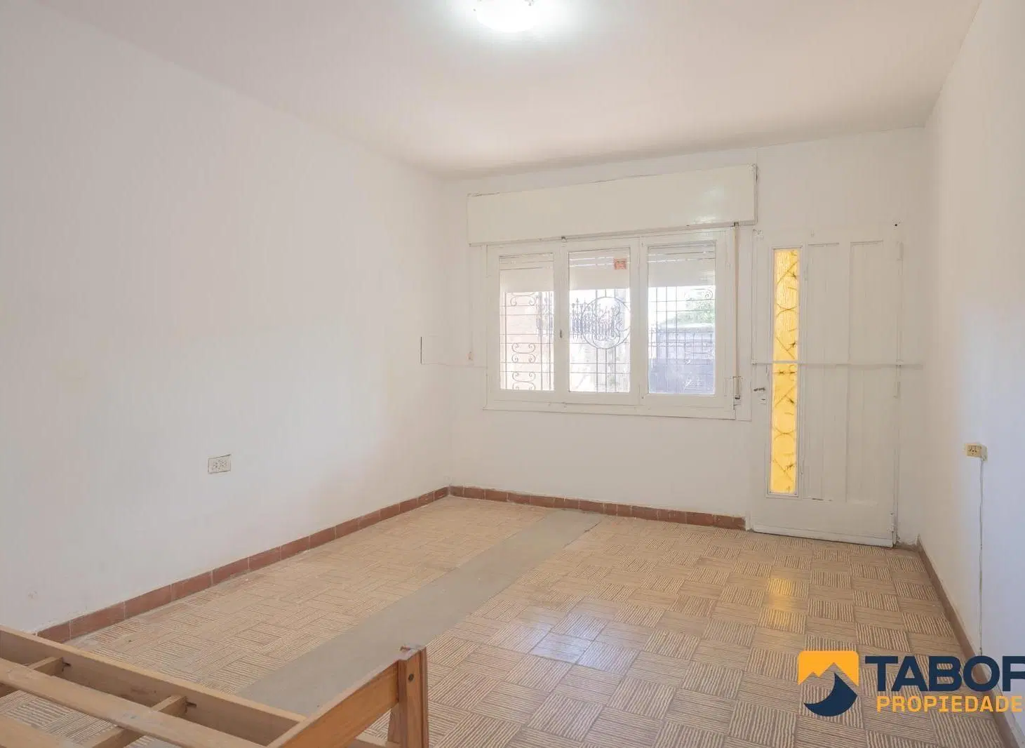 VENTA Casa 2 dormitorios, 2 baños - Serapio Ovejero - Barrio Residencial America 2