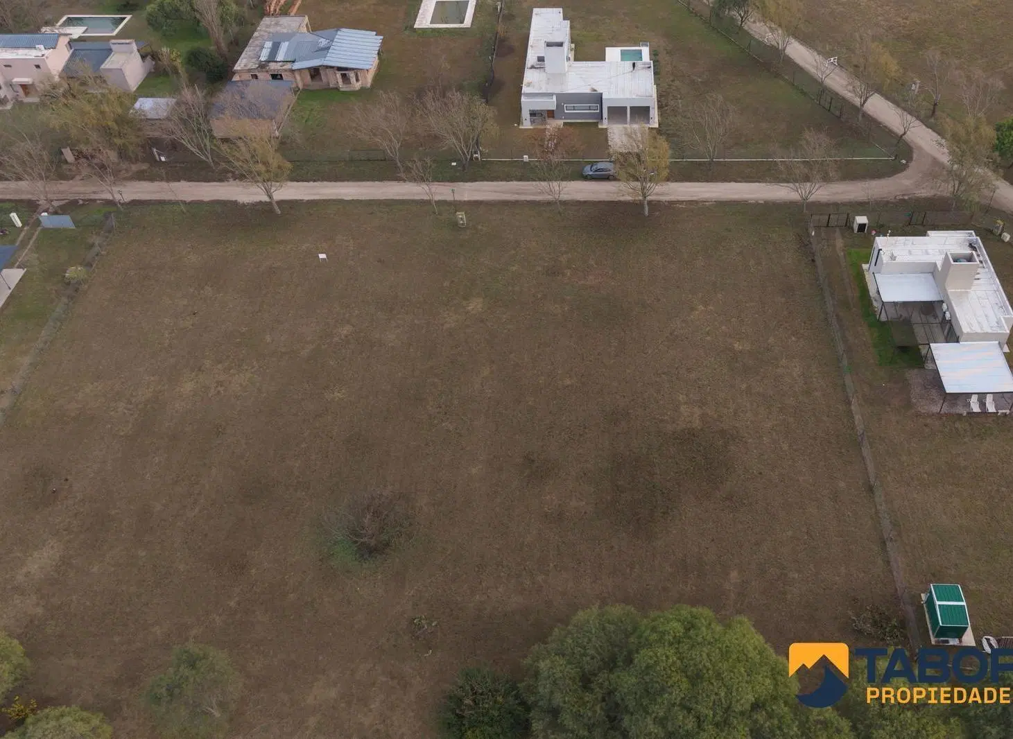 Terreno 1850 m2 en Venta en Country Golf La Melinca - Frente al Golf - Alta Gracia 2