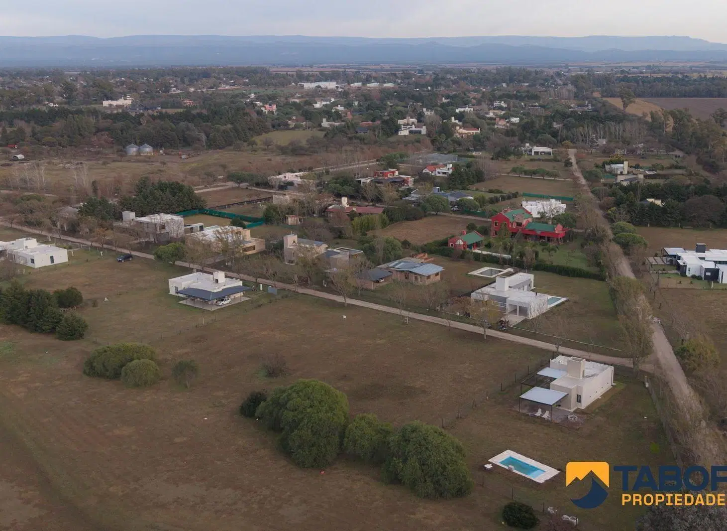 Terreno 1850 m2 en Venta en Country Golf La Melinca - Frente al Golf -  Alta Gracia 2