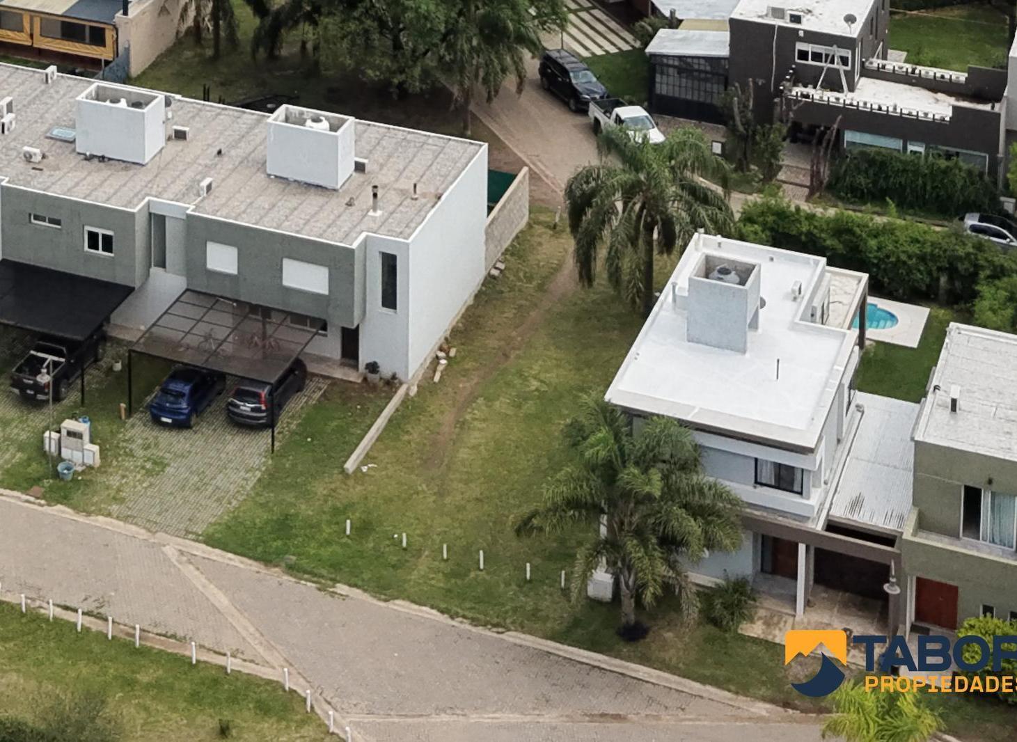 Foto de ÚLTIMO Terreno 250 m2 | OPORTUNIDAD! | Campo de Vuelo, Chateau, imagen 2
