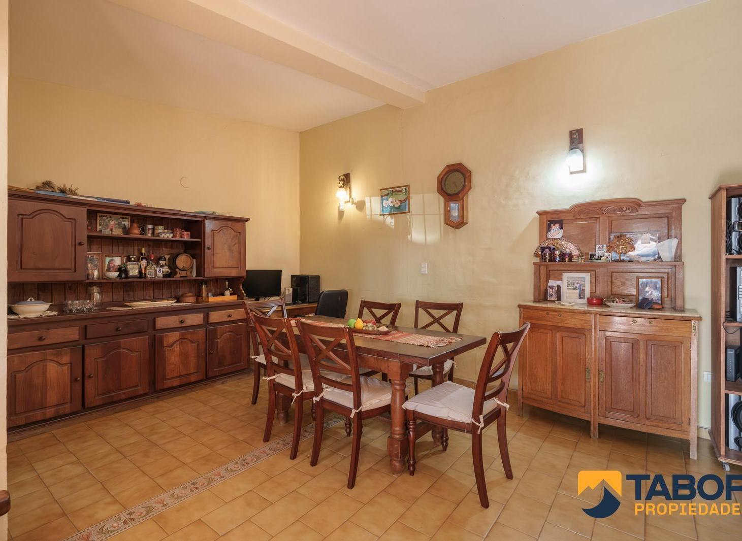 Foto de Casa ARGÜELLO 4 dorm, 3 baños - doble cochera - Quincho - VISTA UNICA A, imagen 2