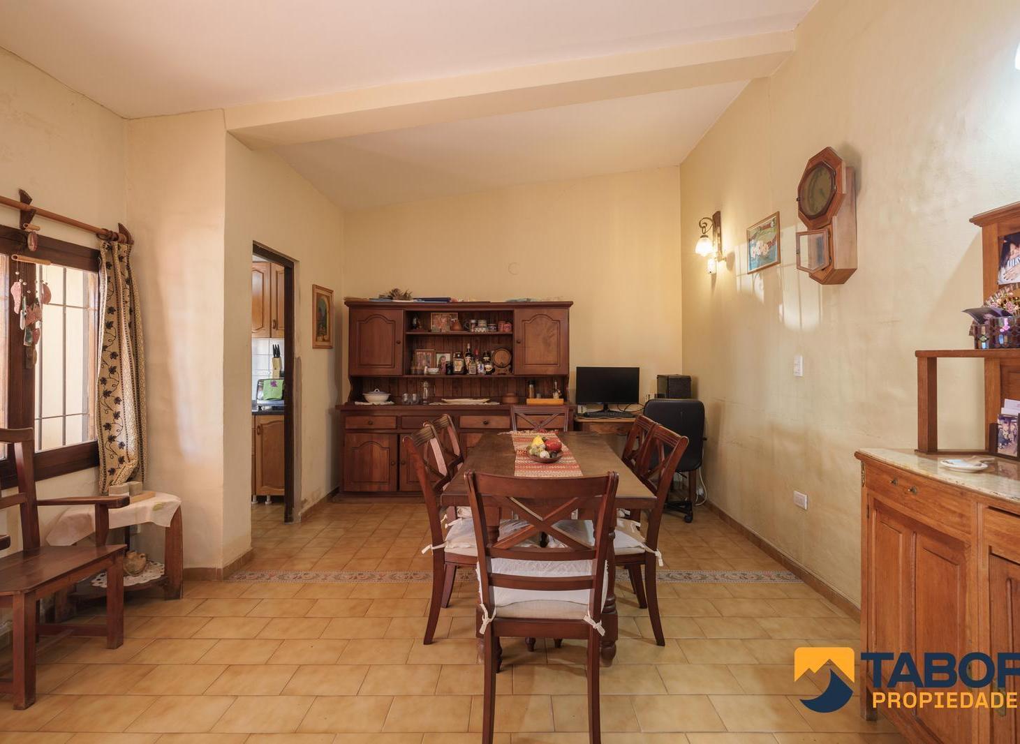 Foto de Casa ARGÜELLO 4 dorm, 3 baños - doble cochera - Quincho - VISTA UNICA A, imagen 4