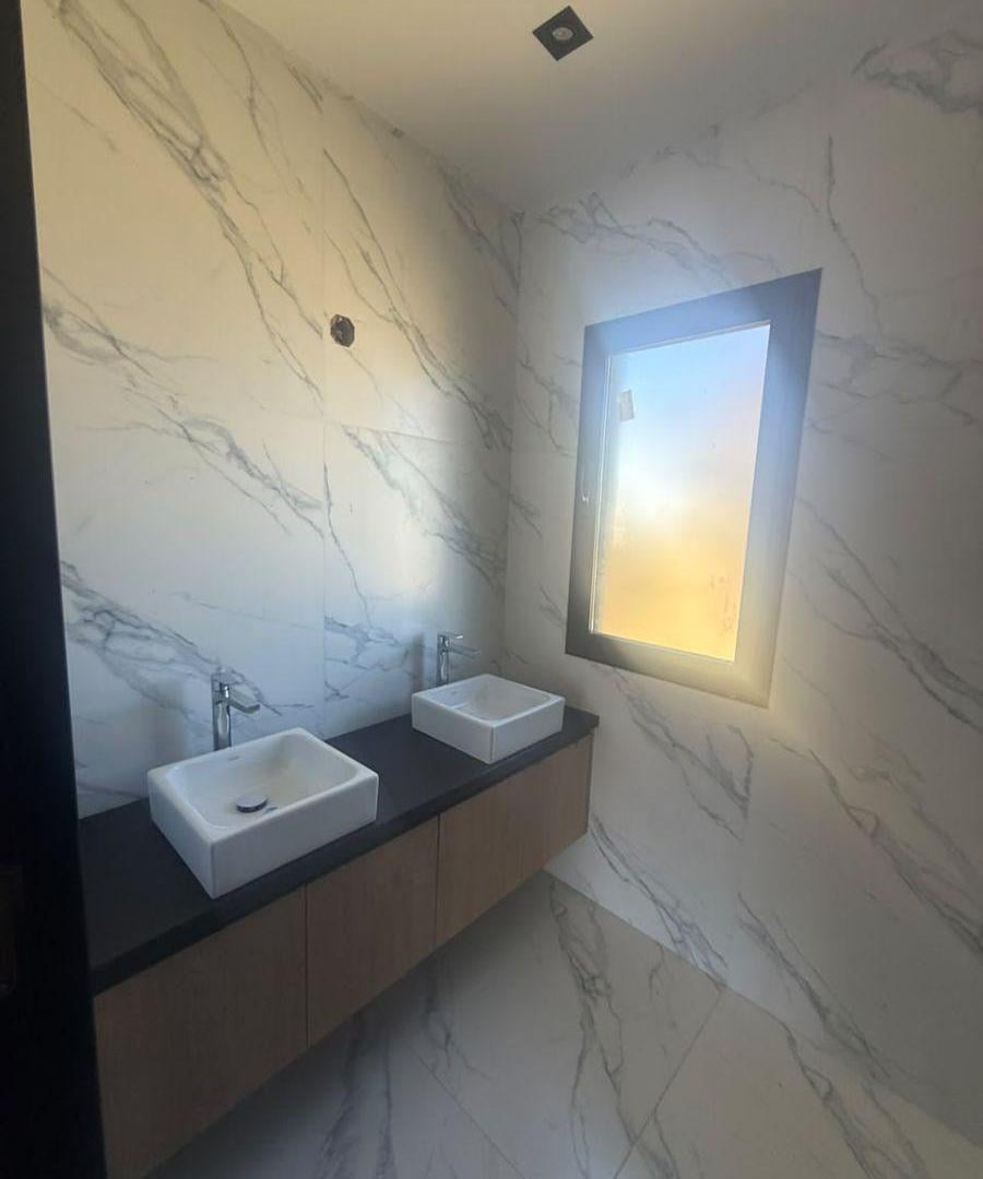 Foto de EXCLUSIVA CASA EN VENTA EN LA DESEADA, imagen 1