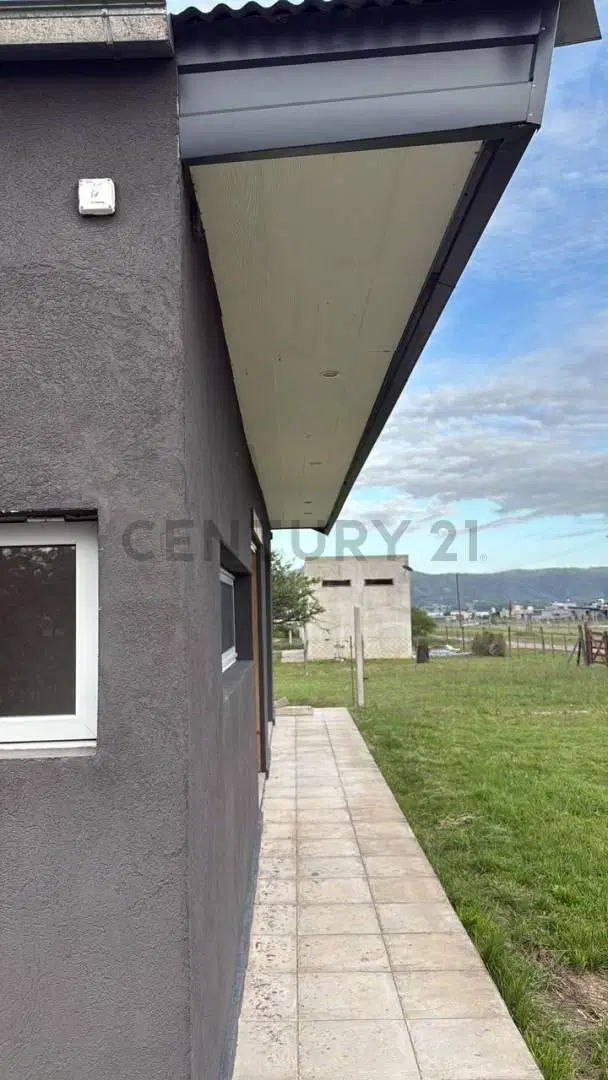 CASA A ESTRENAR LOS ESPINILLOS POTRERO DE GARAY DOS DORMITORIOS 3