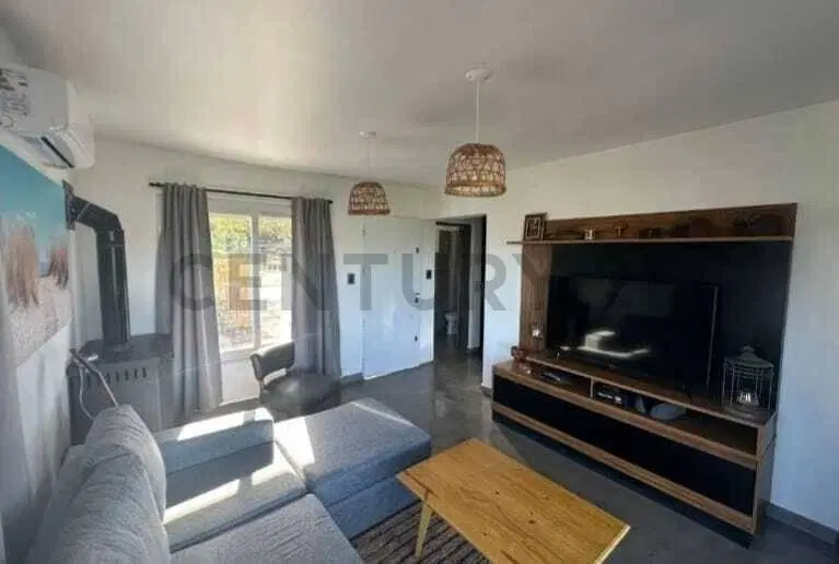 VENTA CASA 3 DORM VILLA DEL LAGO CARLOS PAZ 2