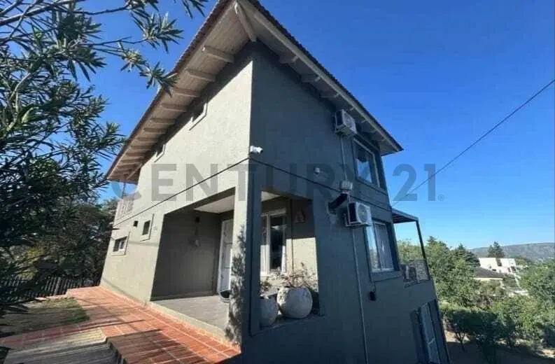 VENTA CASA 3 DORM VILLA DEL LAGO CARLOS PAZ 5