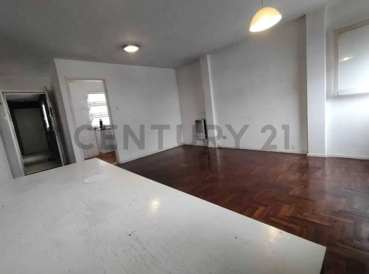Alberdi Venta Dpto 1 Dorm. Cocina Separada. Liv-Com Acceso por Escalera 2º Piso 5
