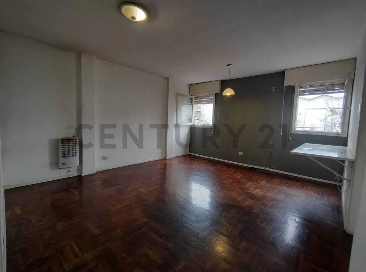 Alberdi Venta Dpto 1 Dorm. Cocina Separada. Liv-Com Acceso por Escalera 2º Piso 2