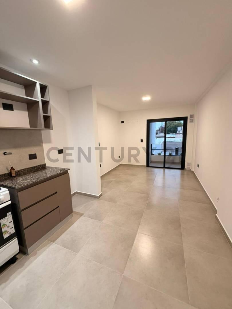 Foto de VENTA DEPARTAMENTO 1 DORMITORIO CON VESTIDOR EN ALTA CÓRDOBA (Entrega, imagen 2