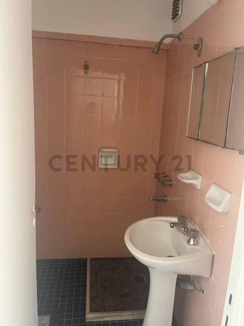 Oportunidad en Nueva Córdoba! 1 Dormitorio sobre calle Estrada 4