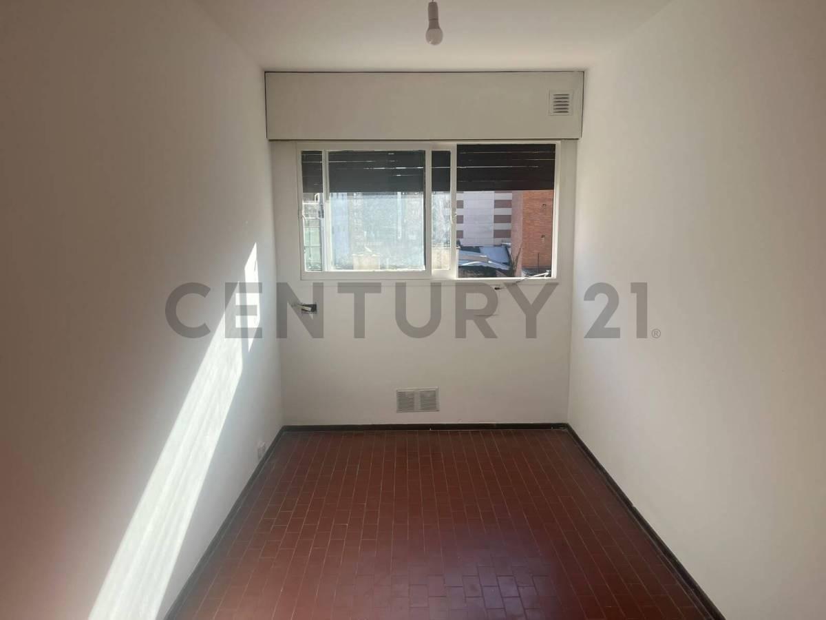 Foto de Oportunidad en Nueva Córdoba! 1 Dormitorio sobre calle Estrada, imagen 1