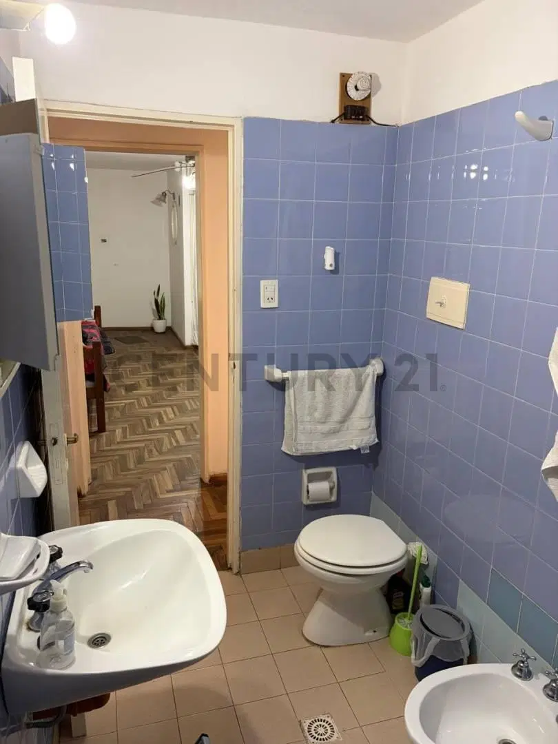 VENTA DEPARTAMENTO 2 DORMITORIOS CENTRO 4